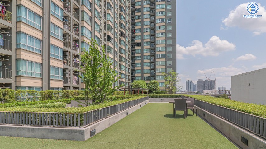 คอนโดมิเนียมมือสองย่านนนทบุรี โครงการยูดีไลท์ รัตนาธิเบศร์ เนื้อที่กว้างถึงเกือบ 31 ตร.ม. ฟังก์ชัน 1 ห้องนอน 1 ห้องน้ำ  ที่จอดรถ แถมฟรี! 1 เครื่องปรับอากาศ บนทำเลดีที่สุด ใกล้เซ็นทรัล รัตนาธิเบศร์, รถไฟฟ้าสายสีม่วง "สถานีศูนย์ราชการนนทบุรี" และทางด่วน "งามวงศ์วาน"...